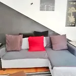Charming Apartment In Lisbon 40 M² Ideal For A Couple