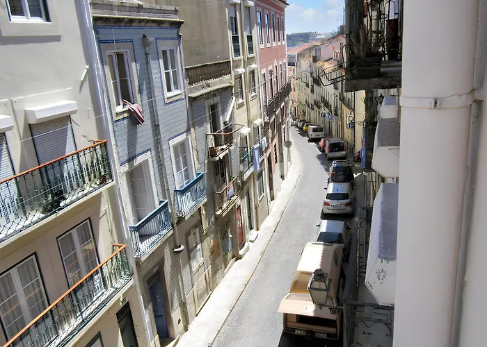 Charming Apartment In Lisbon 40 M² Ideal For A Couple