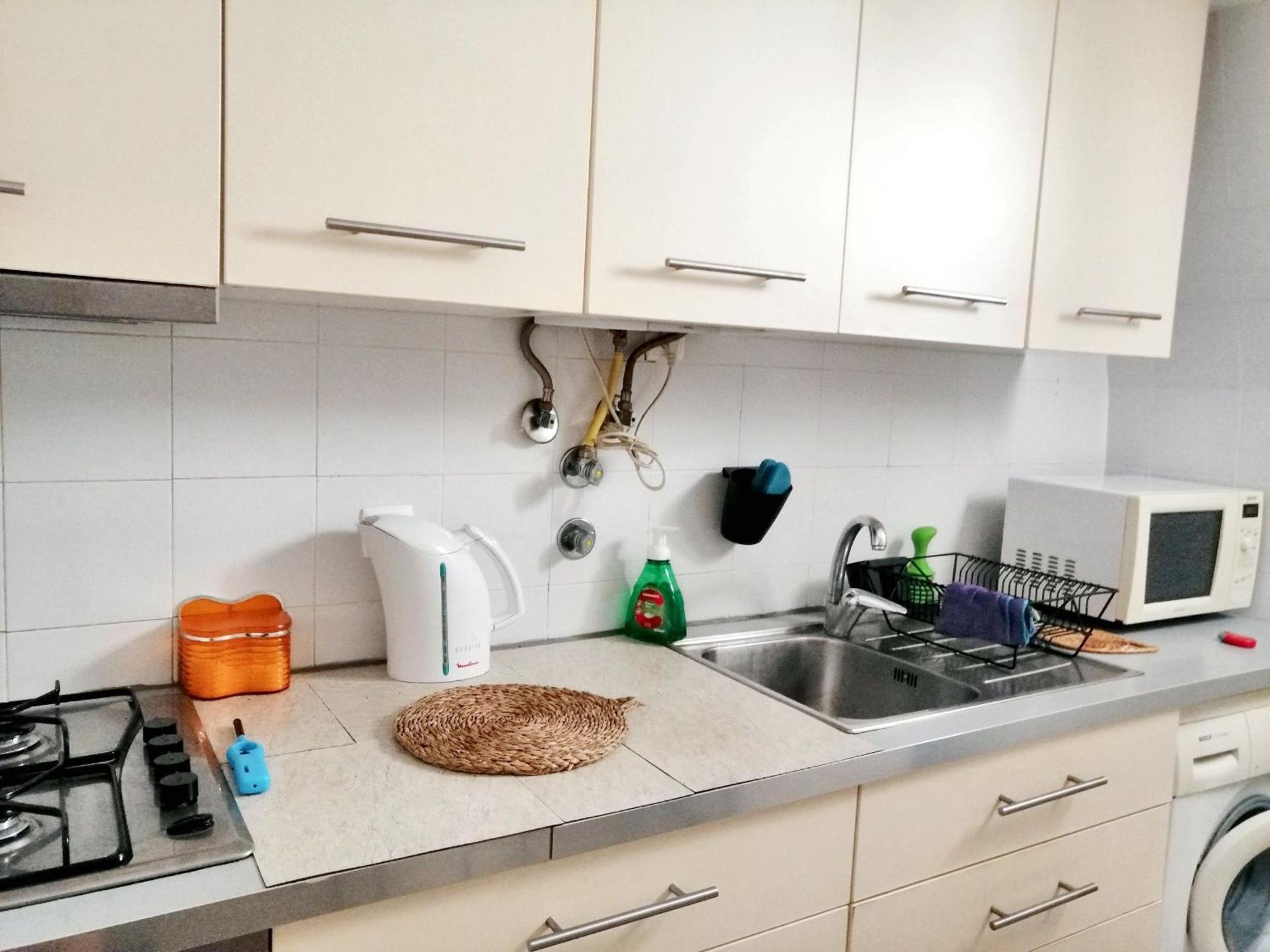 Charming In 40 M² Ideal For A Couple * Lissabon
