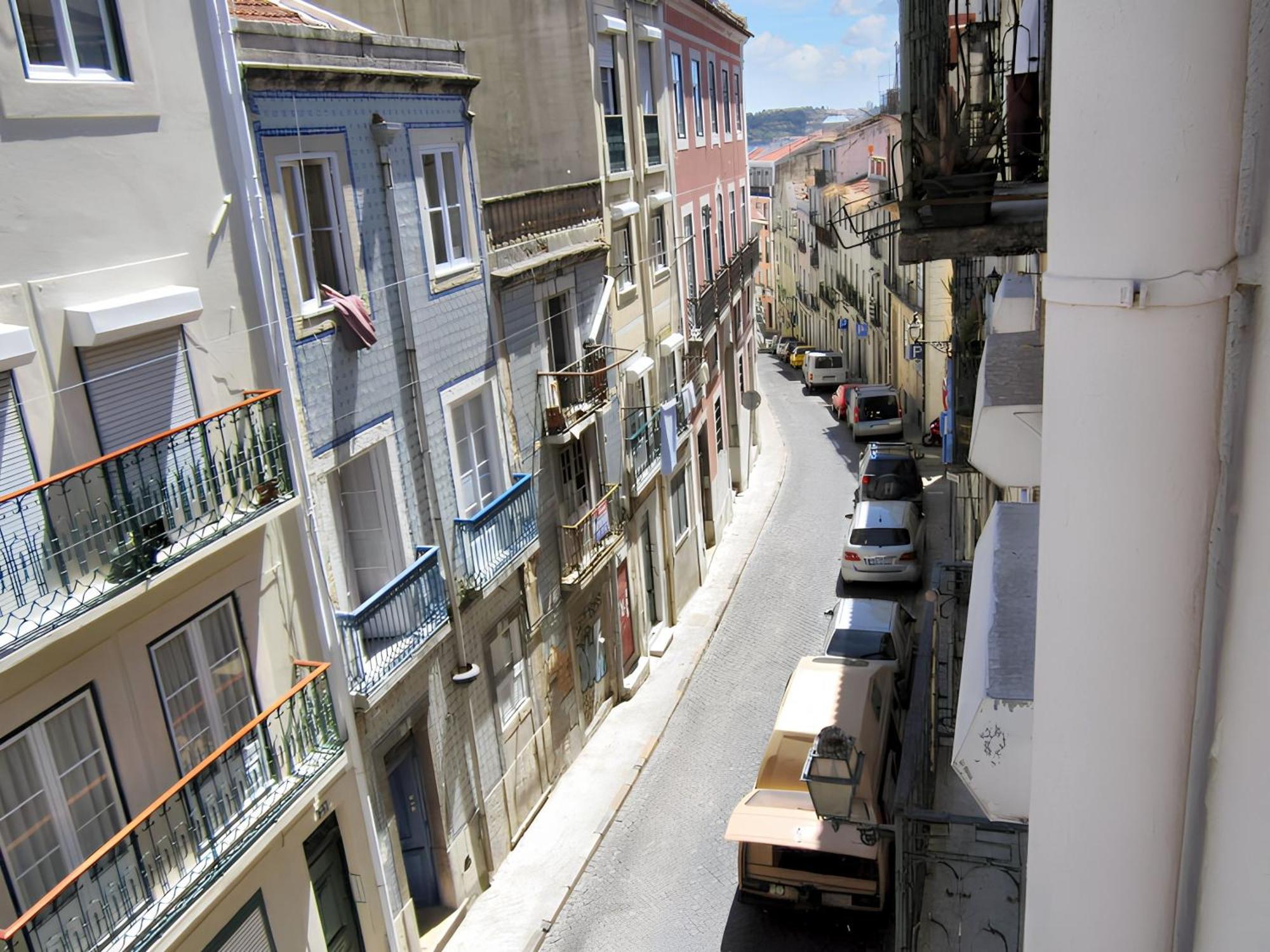 Charming In 40 M² Ideal For A Couple Lissabon